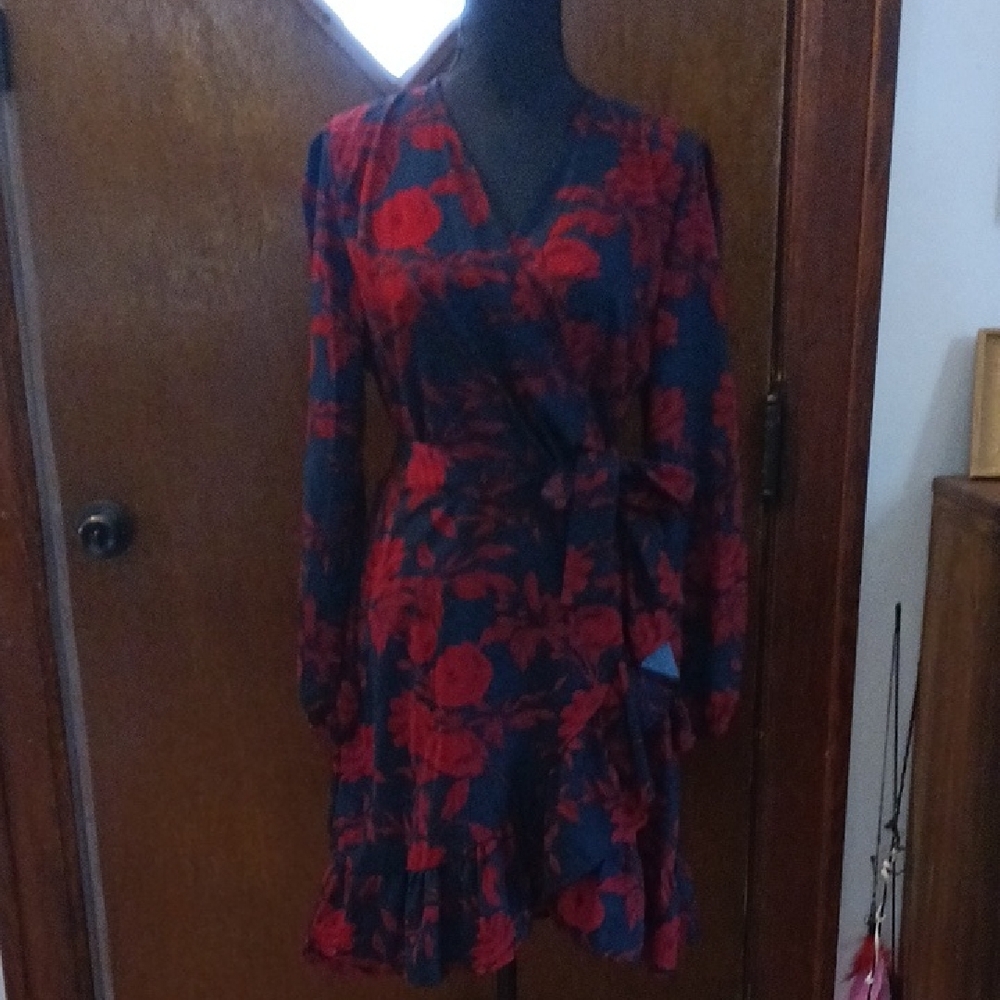 Chic Floral Long Sleeve Dress